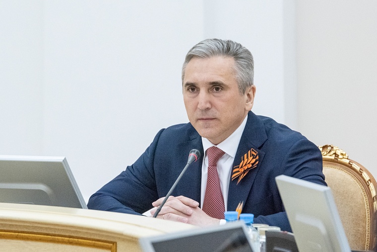 Александр Моор: Пусть объединяющая сила Дня Победы помогает всем нам твердо идти вперед