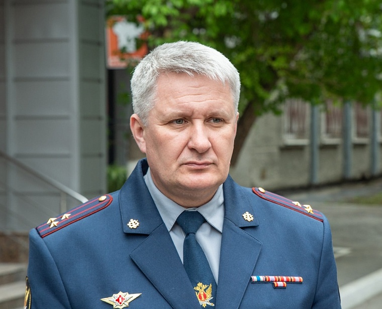 Александр Моор поздравил нового начальника УФСИН по Тюменской области с назначением