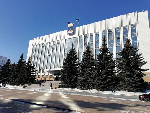 Кухарук: Предложенные администрацией поправки позволят предоставлять подрядчикам авансы на материалы