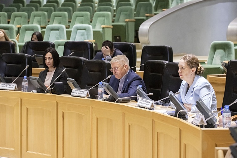 Депутаты Тюменской гордумы оценят содержание имущественных комплексов и меры по охране здоровья тюменцев