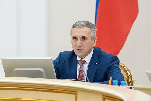 Объединить усилия: Александр Моор сообщил о дополнительных мерах профилактики аварийности на дорогах