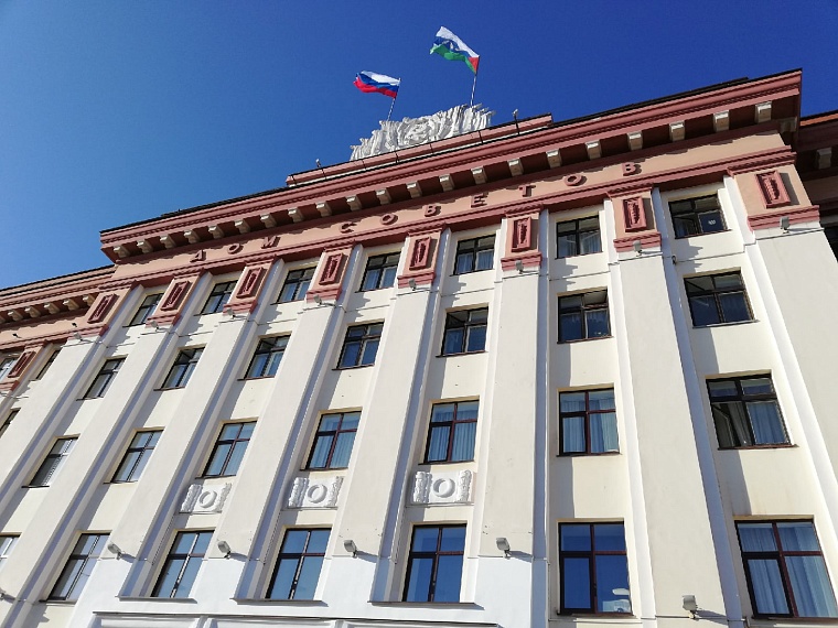 В Тюменской области разработан законопроект об увековечении памяти выдающихся людей