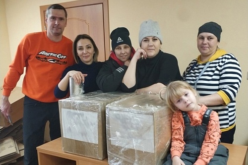 Евгений Заболотный: В Тюмени организовано семь пунктов сбора посылок для бойцов к 23 февраля