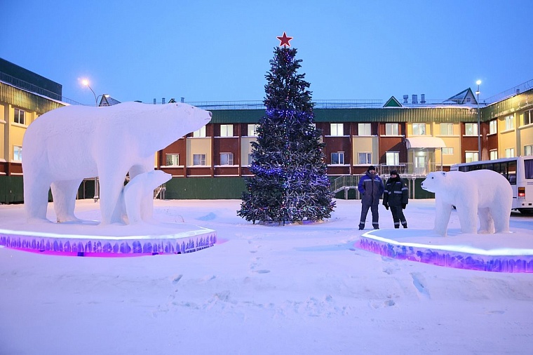 Владимир Якушев совершает рабочую поездку по Ямалу