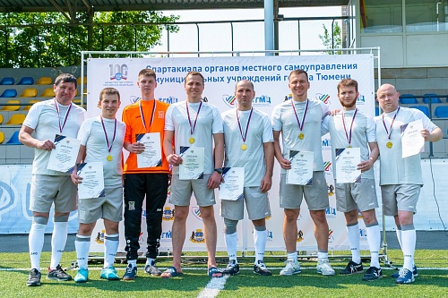 Команда Тюменской городской думы заняла первое место на соревнованиях по мини-футболу