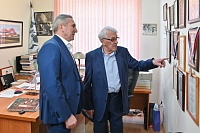 Александр Моор поздравил Рафаэля Гольдберга с 85-летием