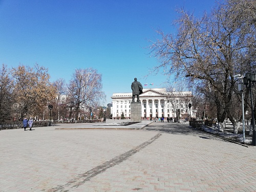 Александр Моор освободил от должности директора департамента образования и науки Тюменской области