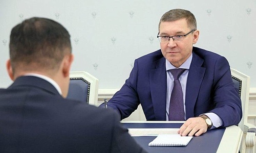 Полпред и ректор ТюмГУ обсудили создание в Тюмени университетского кластера мирового уровня