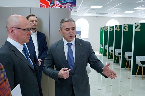 Сергей Кириенко, Сергей Кравцов и Владимир Якушев посетили филиал фонда «Защитники Отечества» по Тюменской области