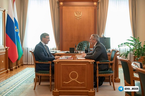 Александр Моор поздравил Валерия Фалькова с повторным назначением на пост министра науки и высшего образования