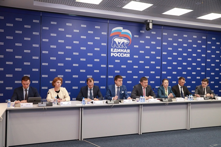 "Единая Россия" внесла поправки о кредитных каникулах для призванных по мобилизации граждан