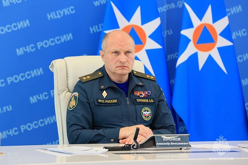 Глава МЧС России Александр Куренков доложил Владимиру Путину о ситуации с паводком в Тюменской области