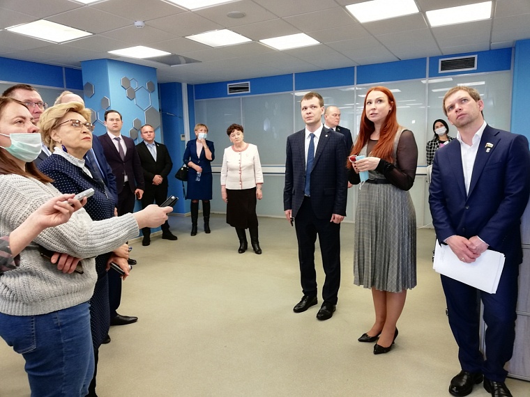 «На кону качество жизни и здоровье тюменцев»: депутаты облдумы оценили развитие медицинских ИТ-технологий