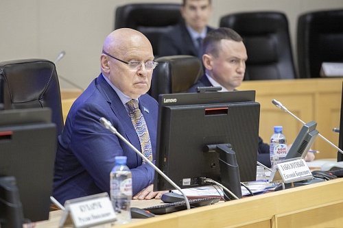 «За каждым случаем стоит конкретный ребенок»: в гордуме берут на контроль профилактику преступности, связанной с детьми