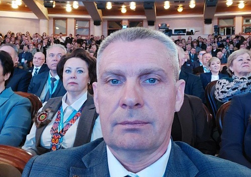 Игорь Власов представляет опыт Аромашевского района на форуме "Малая Родина – Сила России" в Ханты–Мансийске