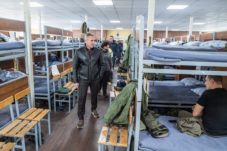 Александр Моор: Пообщался с парнями - говорят, что всего хватает, настрой боевой