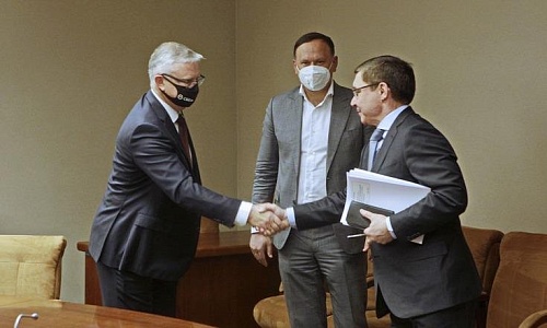 Представители Сбербанка рассказали Владимиру Якушеву о проделанной работе и планах на 2022 год