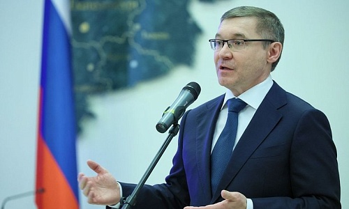 Полпред УрФО Владимир Якушев поздравил жителей с Днем Весны и Труда