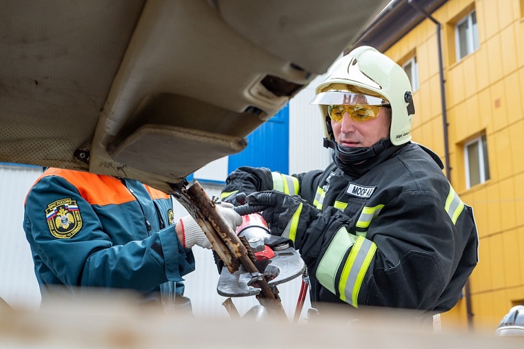 Александр Моор: В Тюмени построим три современные пожарно-спасательные части