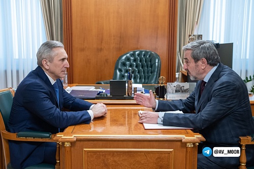 Александр Моор и Геннадий Чеботарев обсудили мероприятия к 80-летию Победы