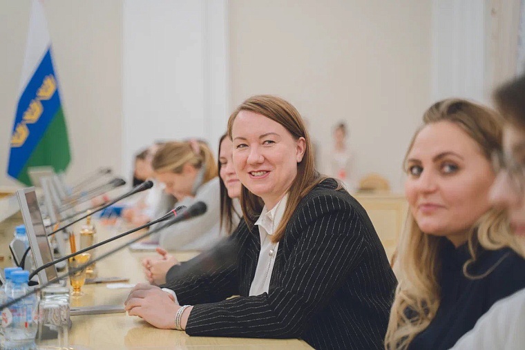 Ирина Широкова ответит на вопросы тюменцев о молодежной политике