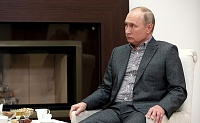Путин сделал ревакцинацию от коронавируса «Спутником Лайт»