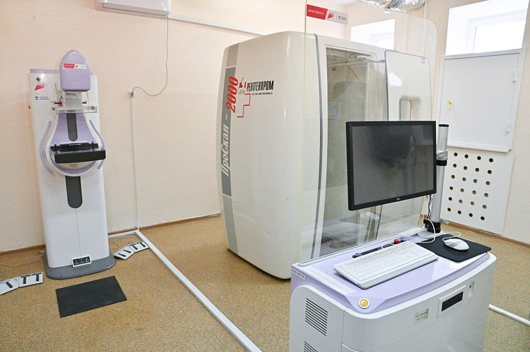 Александр Моор о больнице в Сладково: Делать ремонт нецелесообразно, дешевле возвести новое здание