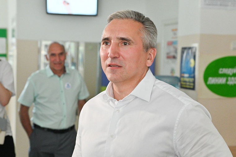 Александр Моор о больнице в Сладково: Делать ремонт нецелесообразно, дешевле возвести новое здание