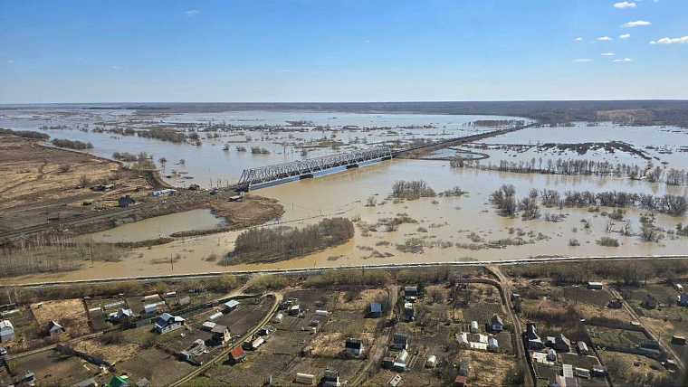 Ирек Файзуллин: Проделанная в Ишиме работа - пример сплоченности в сложную для региона минуту