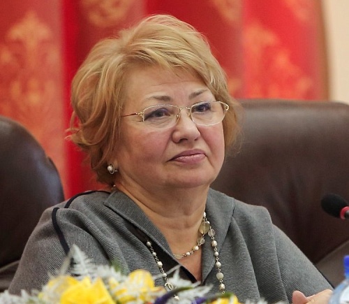 Председатель профсоюза работников народного образования Валентина Худякова: Мы из первых уст знаем, чем живет Донбасс