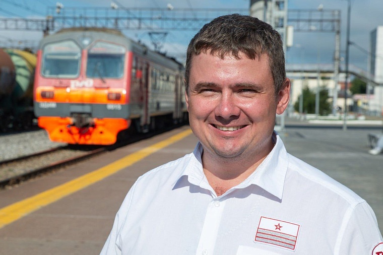 Губернатор Александр Моор рассказал о династии железнодорожников Смотриных