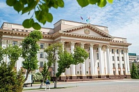Александр Моор обсудил вопросы защиты прав предпринимателей с заместителем генпрокурора
