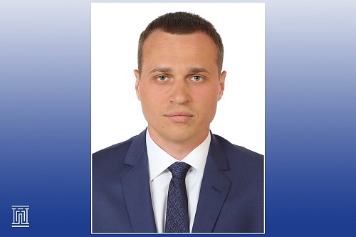 Хирург Антон Терехин получил удостоверение депутата Тюменской городской думы