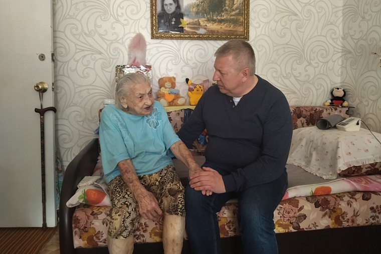 Дмитрий Осипов: Более 30 тысяч тюменцев получили помощь волонтерского центра гордумы