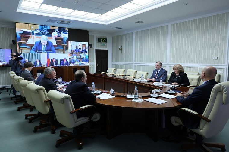 Артем Жога: В УрФО реализуется свыше 80 региональных мер поддержки участников СВО