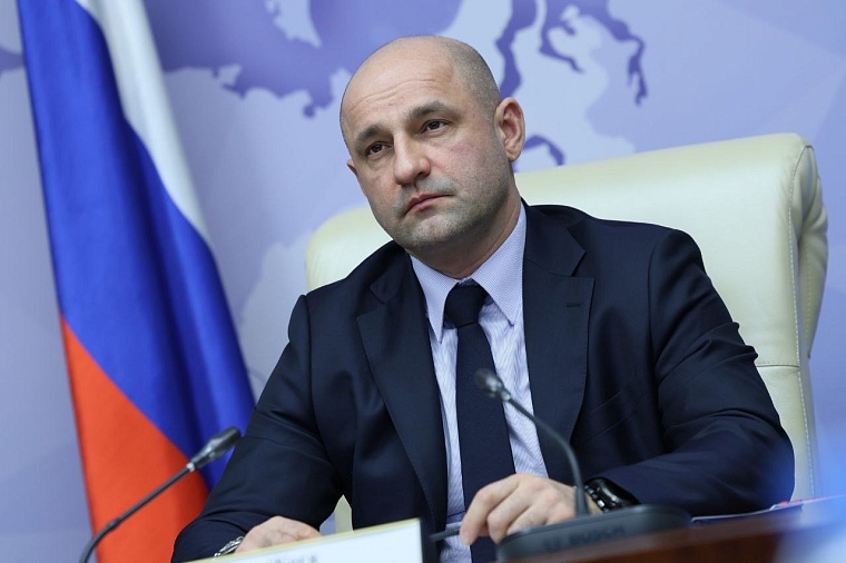 Артем Жога: В УрФО реализуется свыше 80 региональных мер поддержки участников СВО