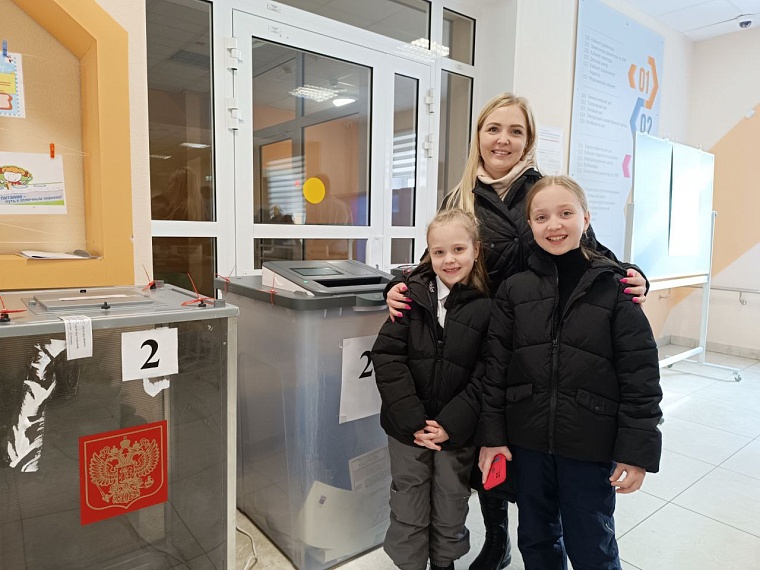 Молодая мама: В нашей семье выборы президента - в обязательном порядке!