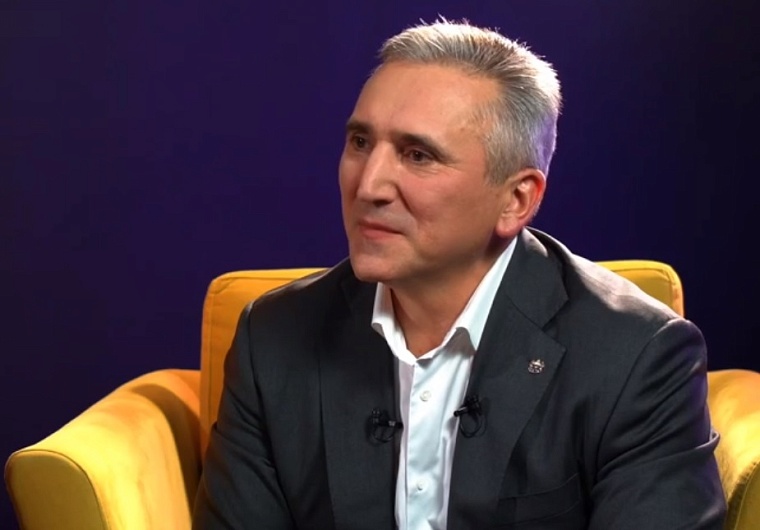 "Выключаю губернатора": Александр Моор рассказал о семье и воспитании детей