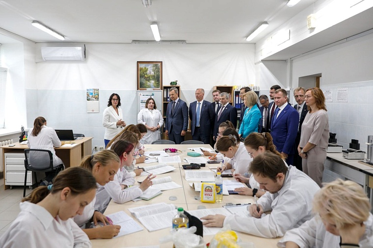 В Тюменской области работает делегация Совета Федерации