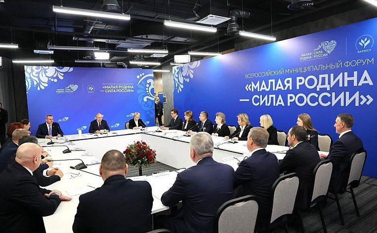 Глава Тюмени Руслан Кухарук рассказал о совещании с президентом РФ Владимиром Путиным