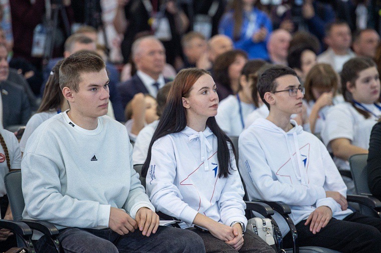 Губернатор Александр Моор рассказал, как изменилась Тюменская область за 23 года