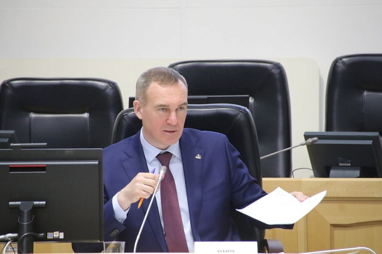 Руслан Кухарук в тройке лидеров медиарейтинга первых лиц столиц субъектов УФО