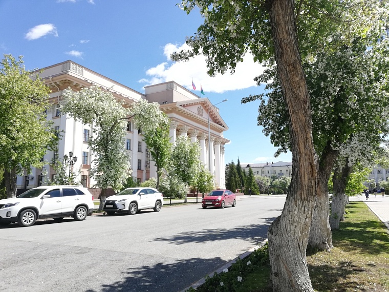 Более 83% жителей Тюменской области положительно оценивают состояние межнациональных отношений