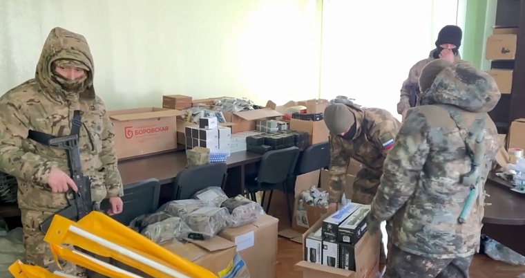 Тюменские бойцы СВО получили экипировку в рамках акции "100 миллионов для Победы"