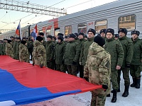 Мобилизованных военнослужащих отправили на слаживание с вокзала Тюмени
