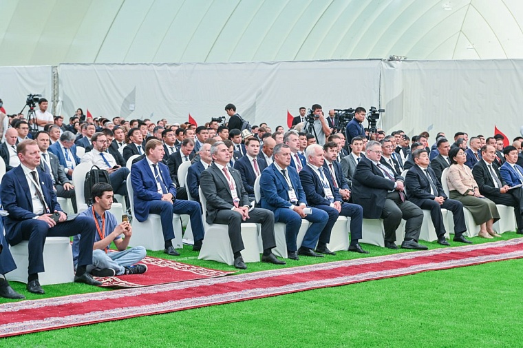 Александр Моор: Тюменская область и Кыргызстан – давние надежные партнеры