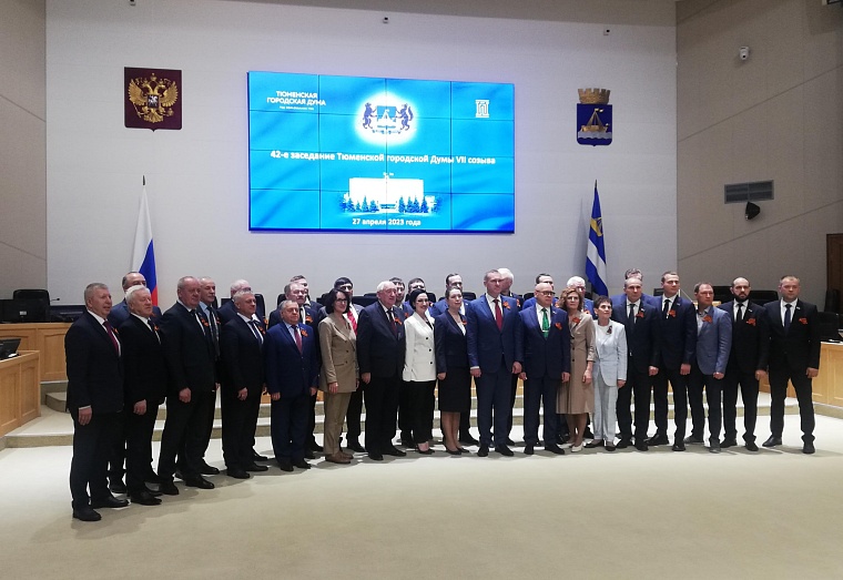 Руслан Кухарук поблагодарил депутатов гордумы за работу над наказами жителей