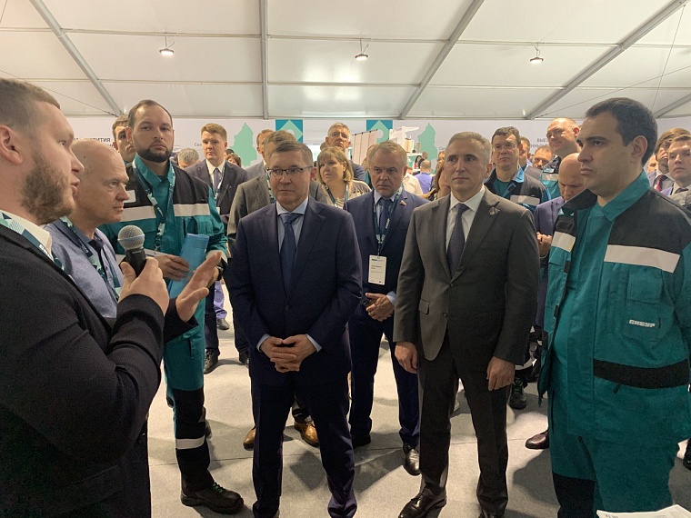 Александр Моор принимает участие в Дне поставщика нефтегазохимической отрасли в Тобольске