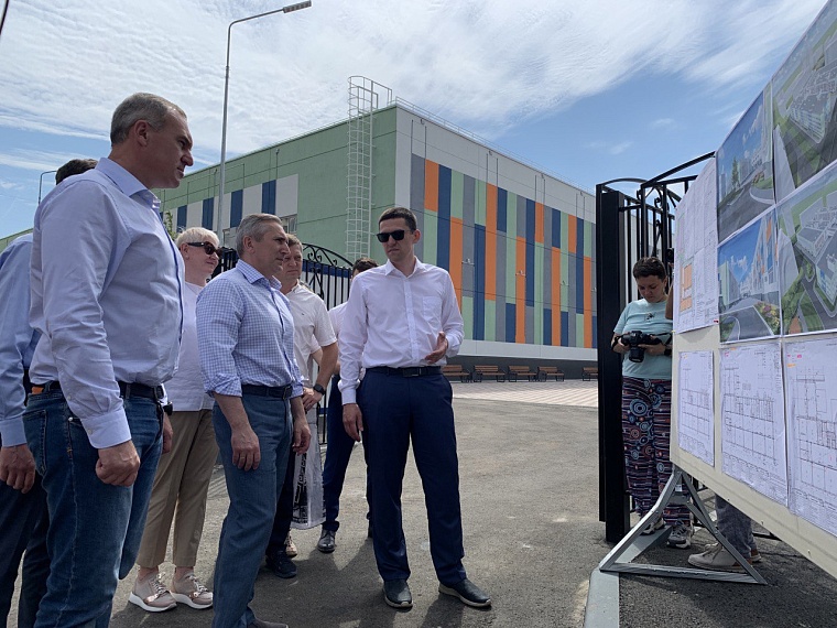 Александр Моор: 1 сентября школа в районе "Тура" встретит первых учеников