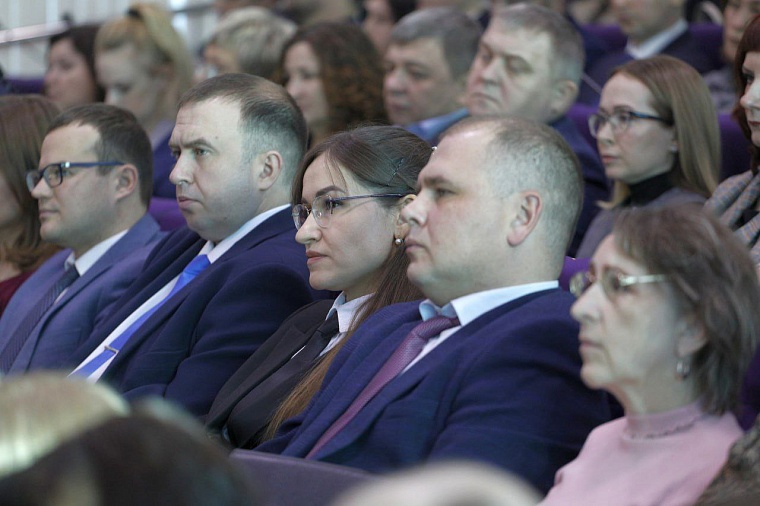 Александр Моор: Правительство региона содействует информационной открытости судов